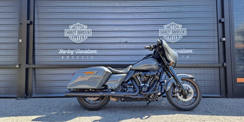 FLHXST 117 Street Glide ST