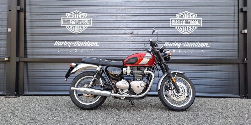 Triumph T120 Elvis